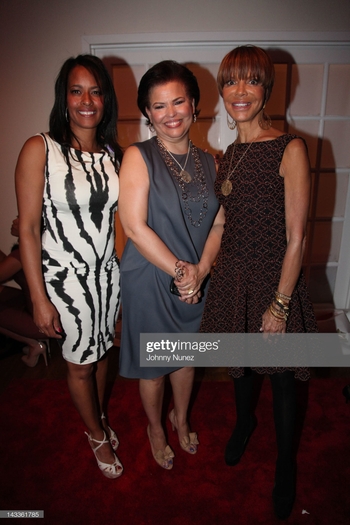 Debra Lee