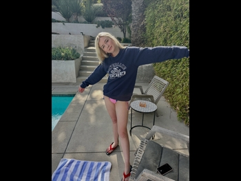  alt="Emily Kinney"
