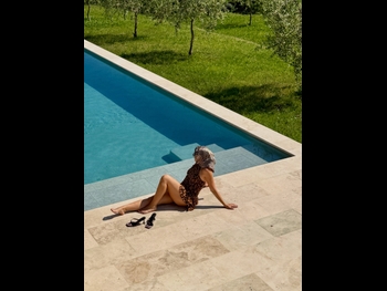  alt="Agathe Auproux"
