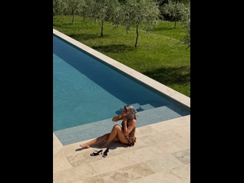  alt="Agathe Auproux"