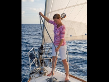  alt="Samantha Brown (v)"