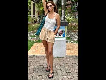  alt="Lesley-ann Brandt"