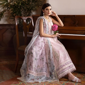 Sadia Khan