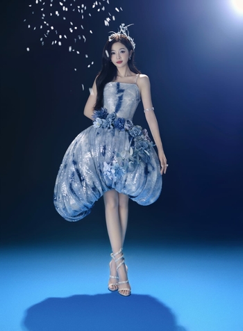 Xuan Yi