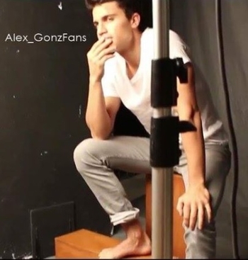 Álex González