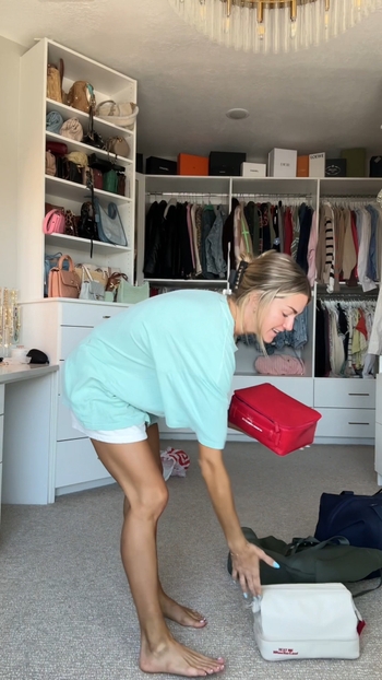 Lindsay Arnold