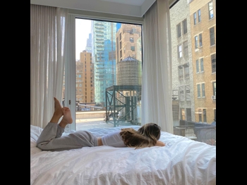  alt="Sydney Serena"