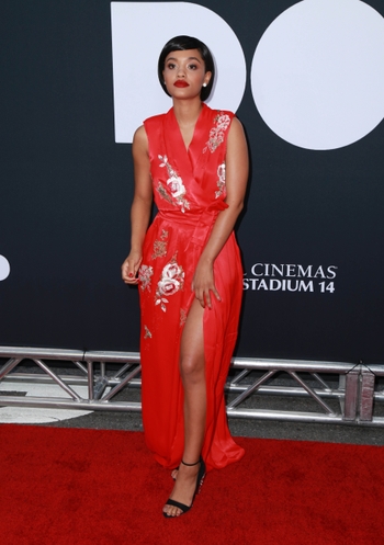 Kiersey Clemons