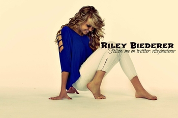 Riley Biederer