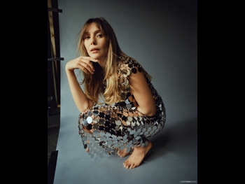  alt="Elizabeth Olsen"