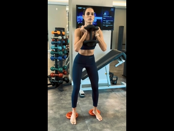  alt="Livia Nepomuceno"