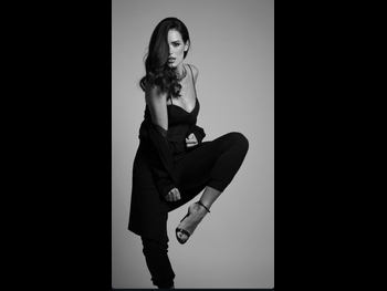  alt="Livia Nepomuceno"
