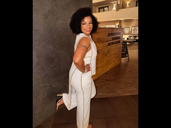  alt="Syleena Johnson"