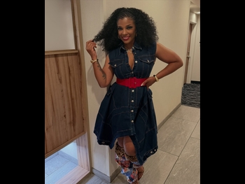  alt="Syleena Johnson"
