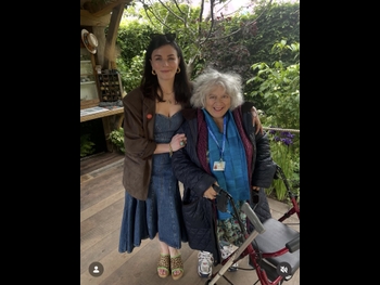  alt="Aisling Bea"