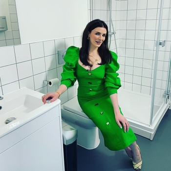 Aisling Bea