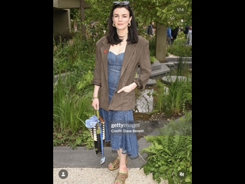  alt="Aisling Bea"