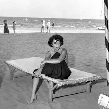 Elizabeth Taylor (I)