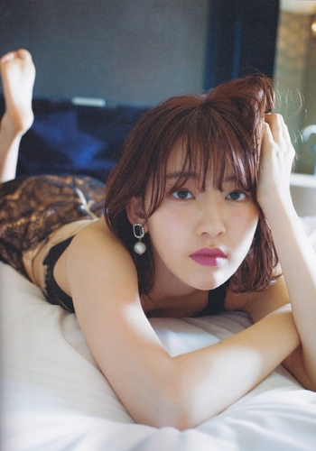 Sakura Miyawaki