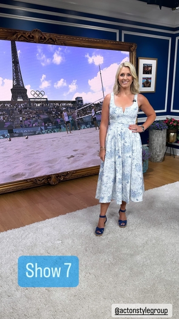 Rebecca Lowe