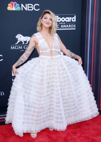 Julia Michaels