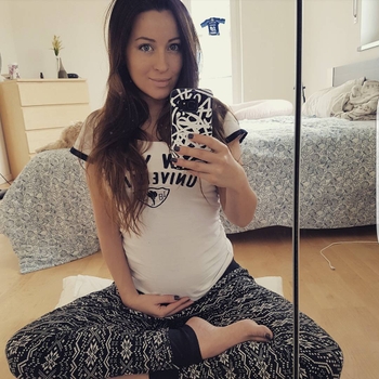 Ashley Leggat