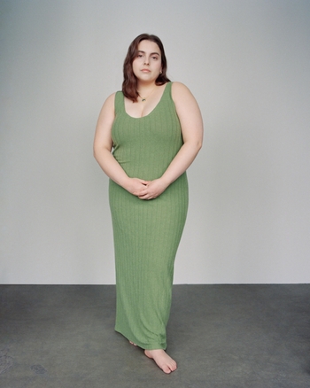 Beanie Feldstein