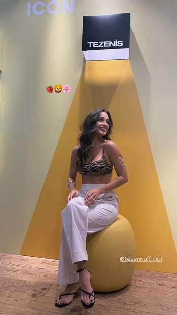 Angie Costa