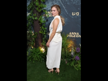  alt="Tracy Spiridakos"