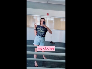  alt="Olivia Castanho"
