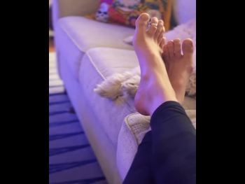  alt="Olivia Castanho"