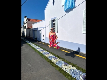  alt="Olivia Castanho"