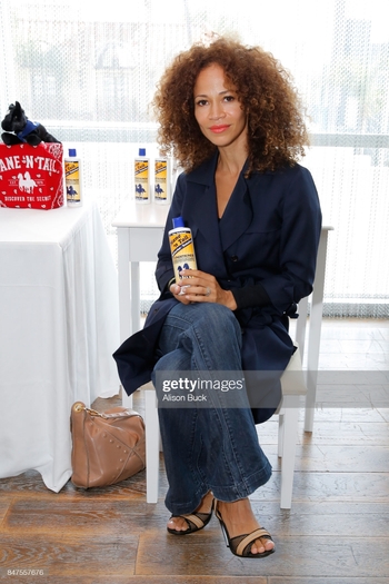 Sherri Saum