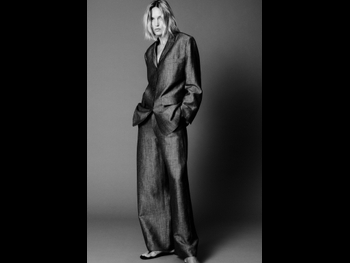  alt="Anja Rubik"