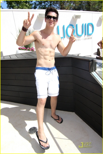 David Henrie