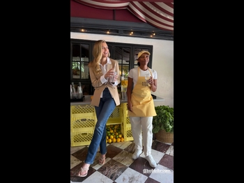  alt="Sara Foster"