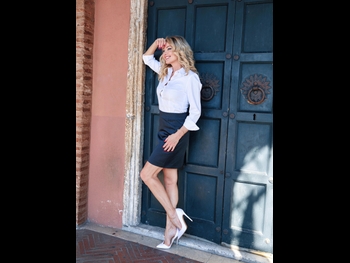  alt="Angela Melillo"