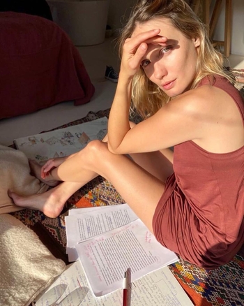 Ana Girardot