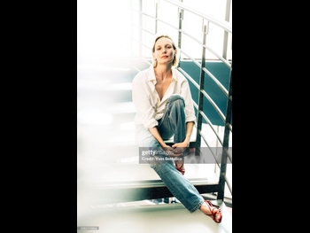  alt="Ana Girardot"