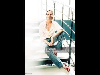  alt="Ana Girardot"