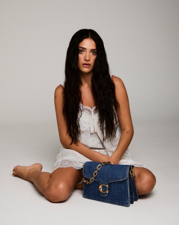 Luna Blaise