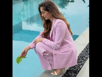  alt="Anusha Dhandekar"