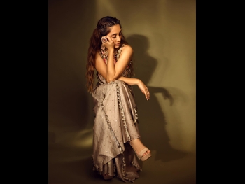  alt="Anusha Dhandekar"