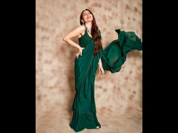  alt="Anusha Dhandekar"