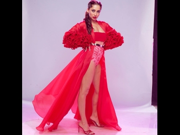 alt="Anusha Dhandekar"
