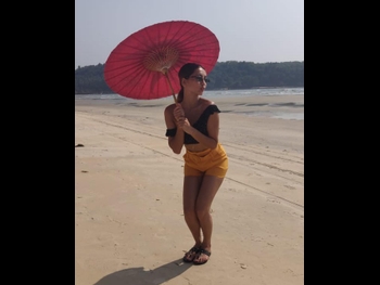  alt="Anusha Dhandekar"