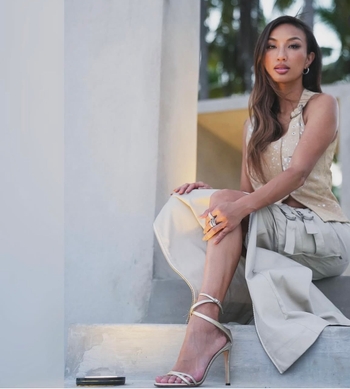 Jeannie Mai Jenkins