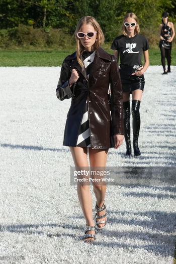 Rebecca Leigh Longendyke