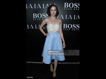  alt="Anna Chazelle"