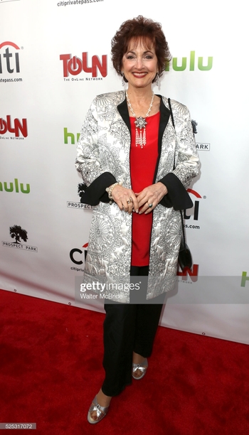 Robin Strasser